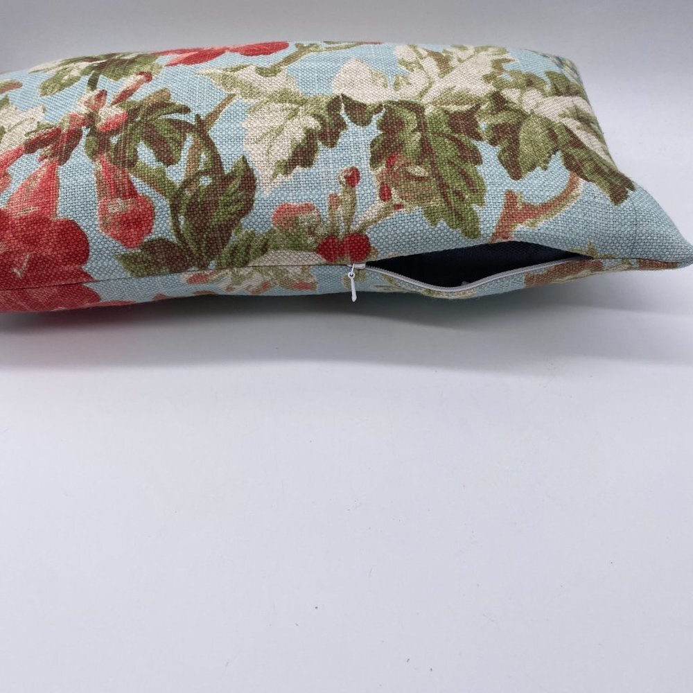 NEW Floral Pillow Covers Set (Insert not Included) Made in USA - Picture 3 of 9